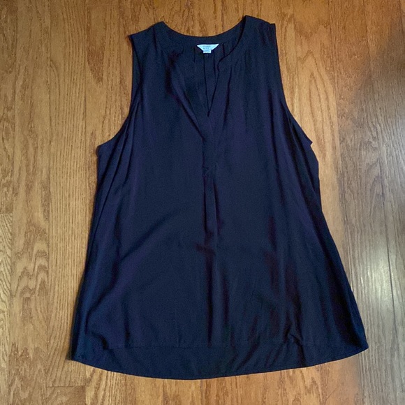 Crown & Ivy Women’s Split-Neck Peasant Top - Picture 6 of 9